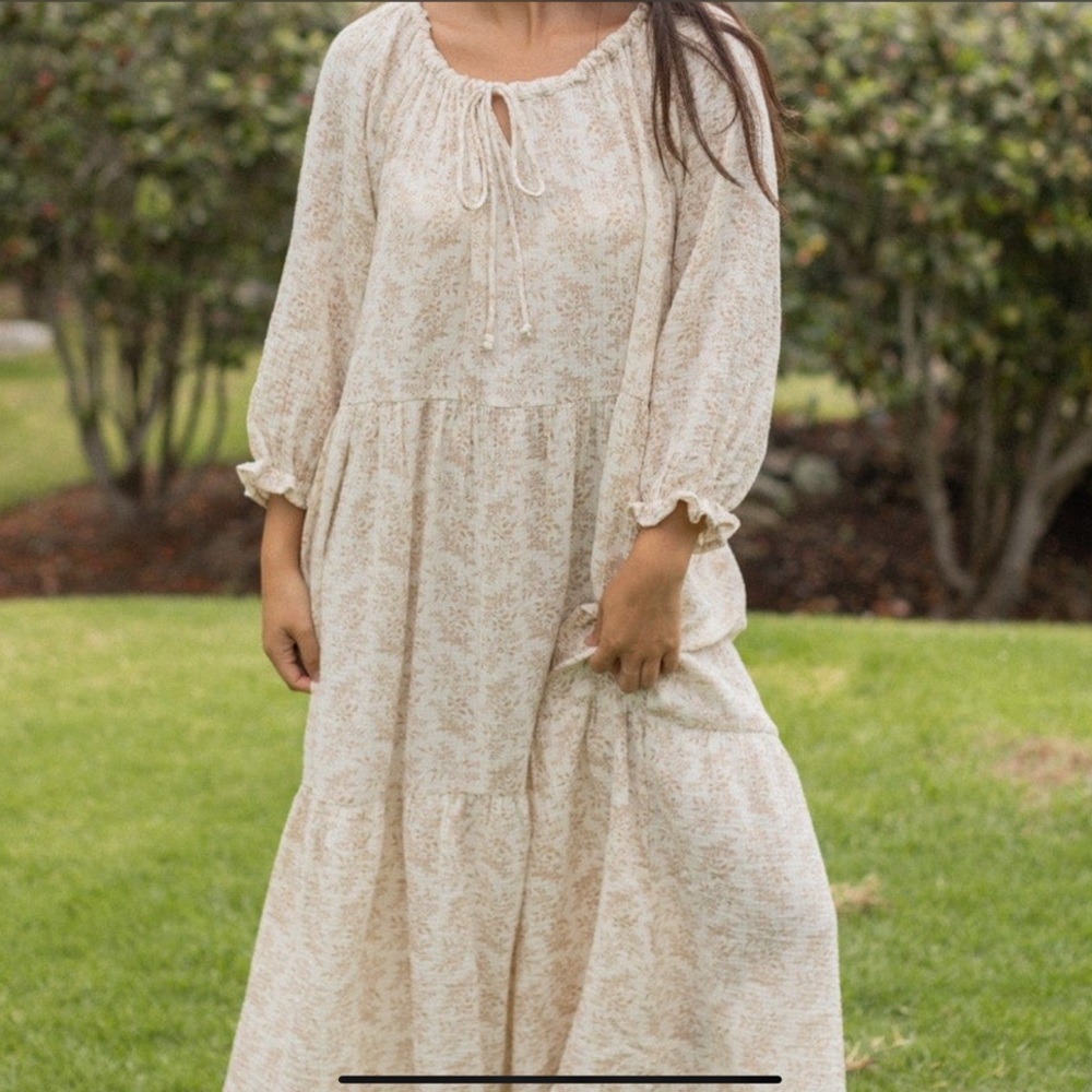 Neuflora Isabella Dress - XS Cream Floral